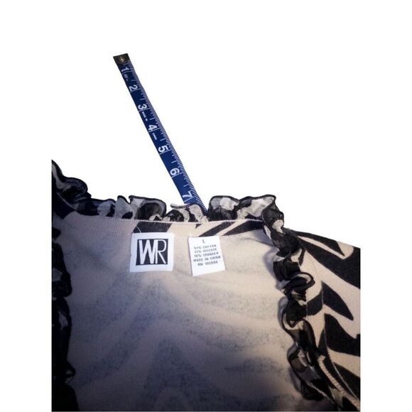 WR zebra print sweater ruffled detail with silver button - Picture 12 of 13